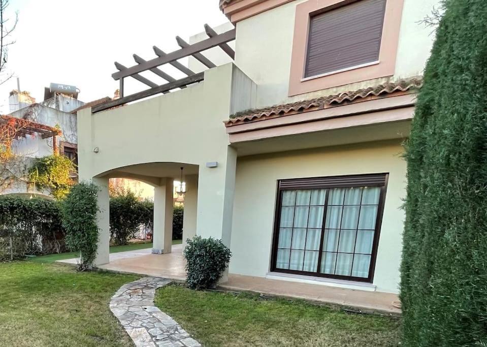 הוילה Guillena Casa En Ruta De La Plata Con Piscina Comunitaria מראה חיצוני תמונה